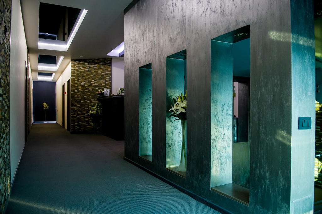 Hotel Aqua Târgu Jiu Extérieur photo